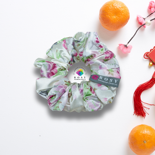 Regular Poly Satin Scrunchie White Blossom