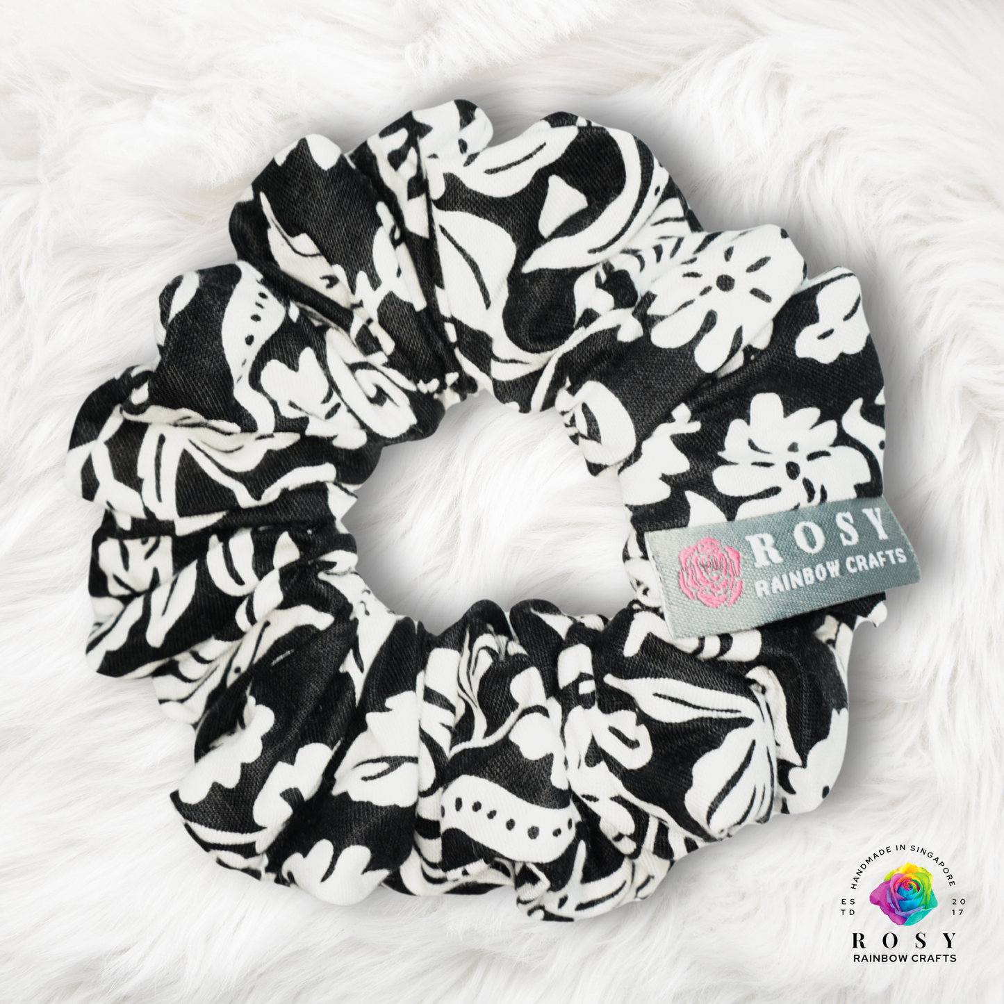 Regular Scrunchie Cotton Vintage Florals Black & White