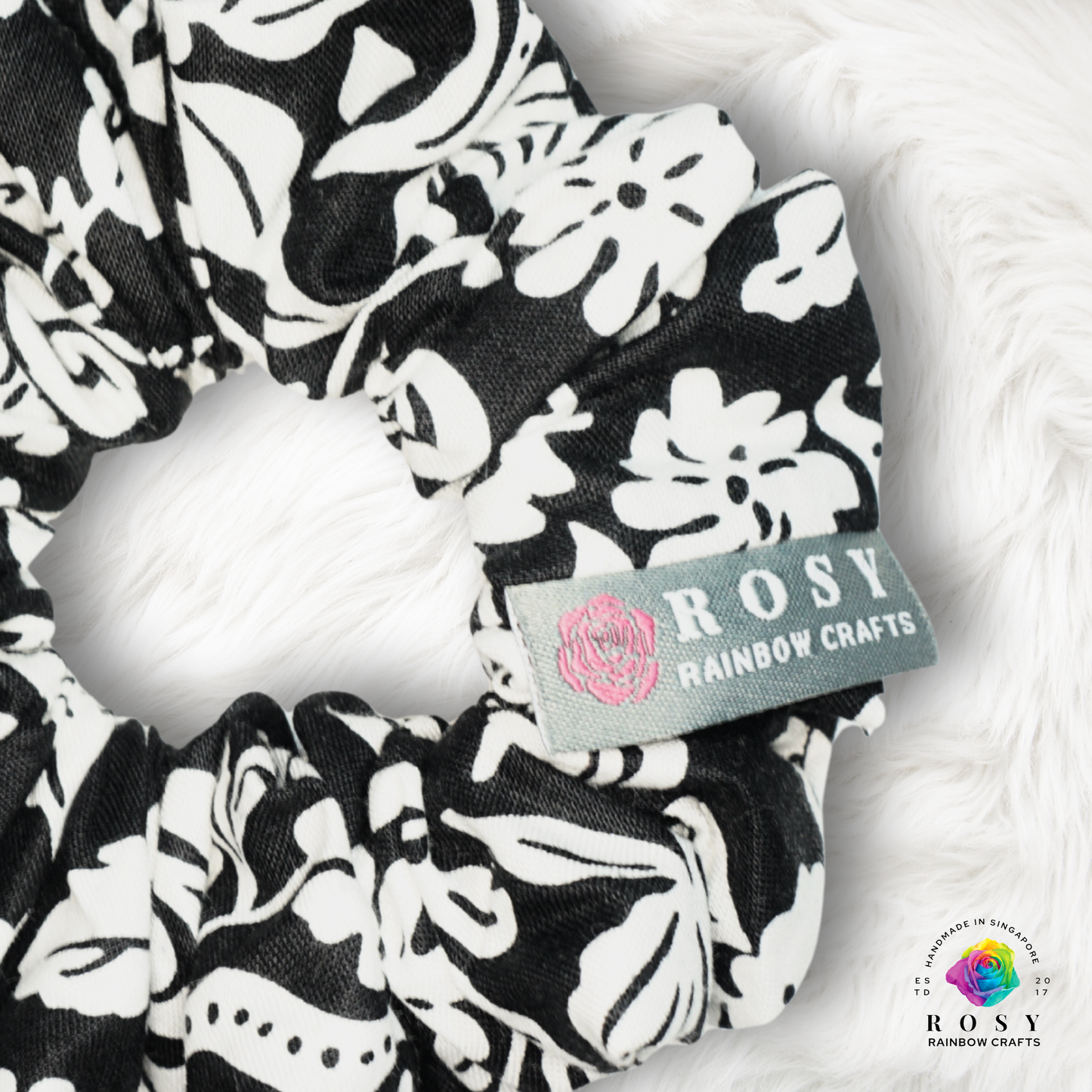 Regular Scrunchie Cotton Vintage Florals Black & White